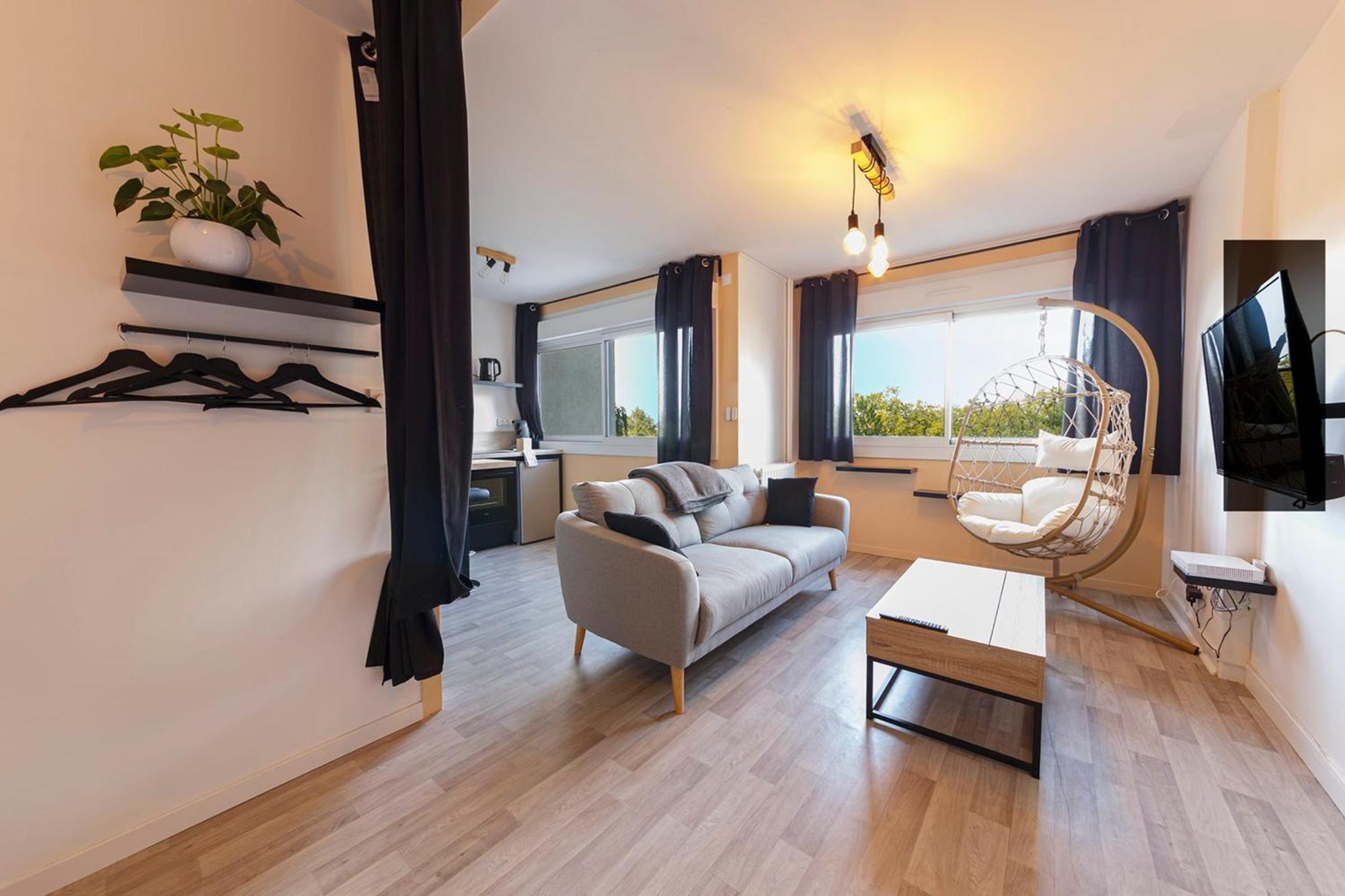 L'Oriole Wifi Parking Apartment Анже Екстериор снимка